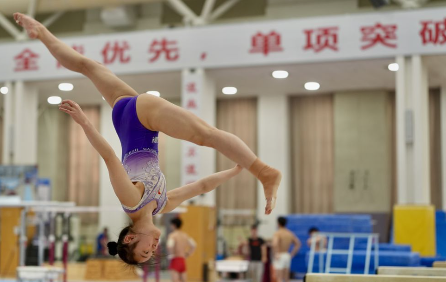 九游娱乐全新体验，让游戏更精彩